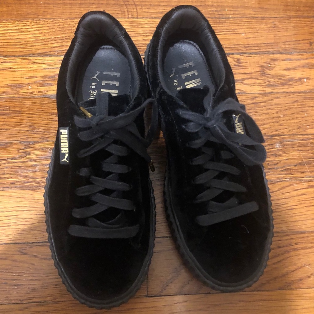 Gently x Puma black shoes